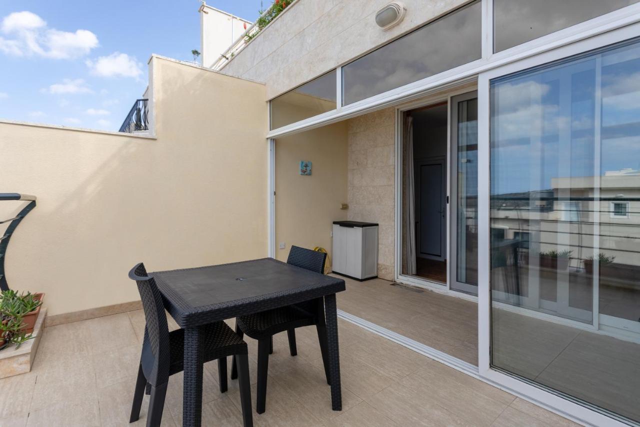 Sea View Apartment In St Paul'S Bay St. Paul's Bay Buitenkant foto